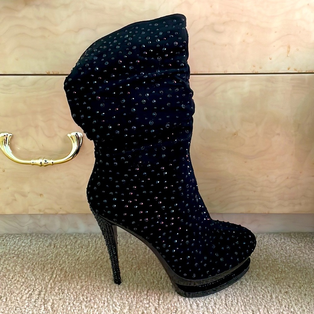 Day & Night Pleaser Black Rhinestone Boots